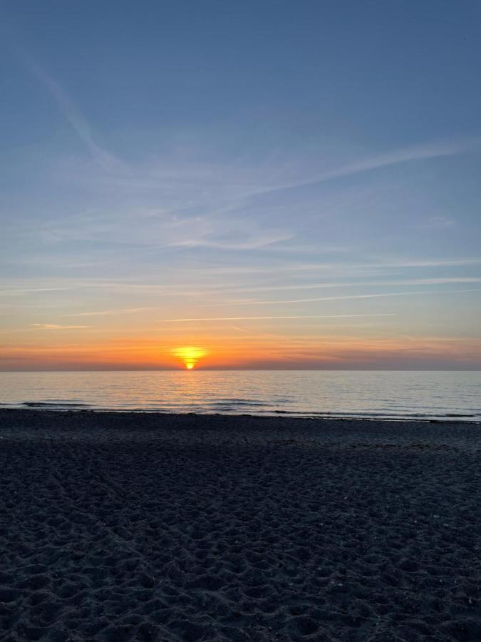 Derzeit Beliebt - Phaenomenaler Ausblick Auf Binnen- Und Ostsee Heiligenhafen Extérieur photo